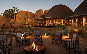 Mowani Mountain Camp - Damaraland
